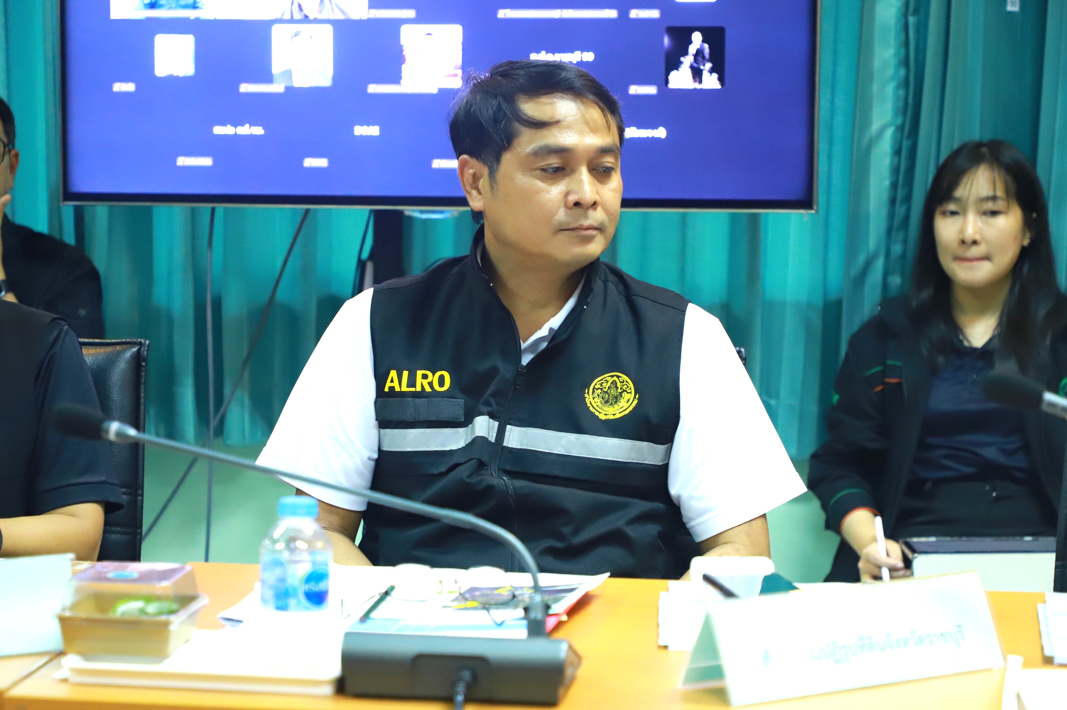 title - ส.ป.ก. ร่วมประชุมคณะทำงานที่ 3 เดินหน้าปั้น “รางบัวโมเดล” สู่ต้นแบบเมืองเกษตรนวัตกรรมครบวงจร พร้อมลุยพื้นที่รับฟังปัญหาเกษตรกรราชบุรี